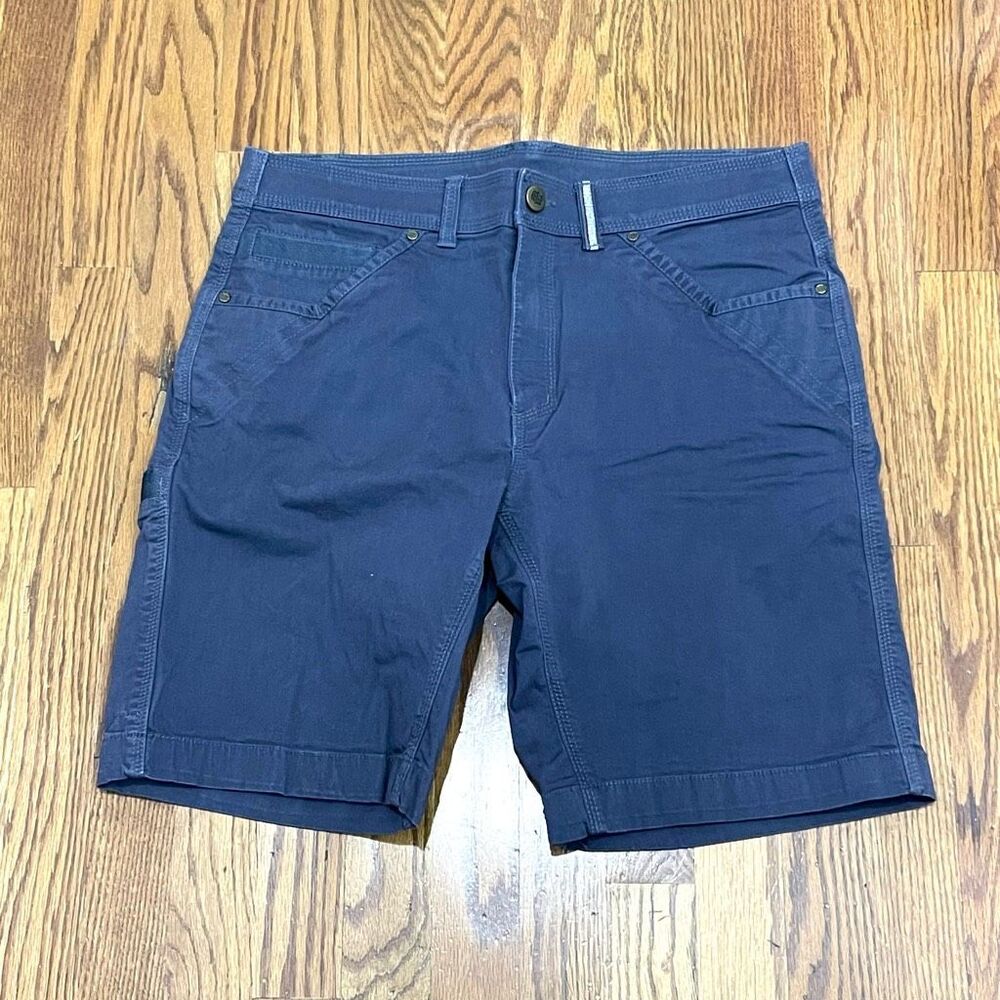 Sherpa Flat Front Canvas Shorts. Eggplant color. Size 34.